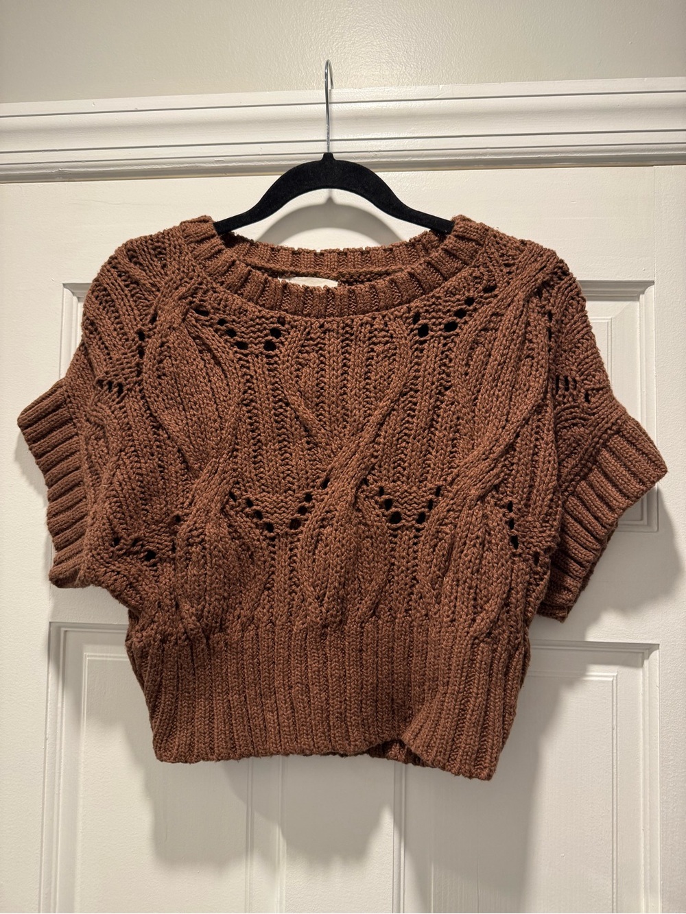By Together Chestnut Brown Cable Knit Short Sleeve Sweater size Small